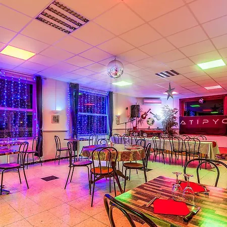Restaurant Atipyc Hotel 2*